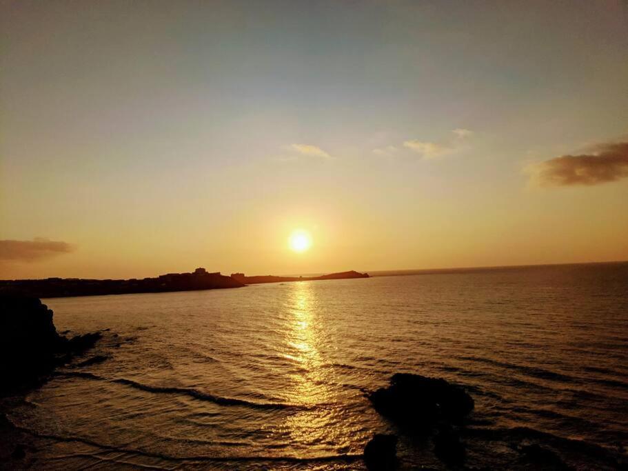 Large 4 Person Couples And Family Caravan In Newquay Bay Resort Exterior foto