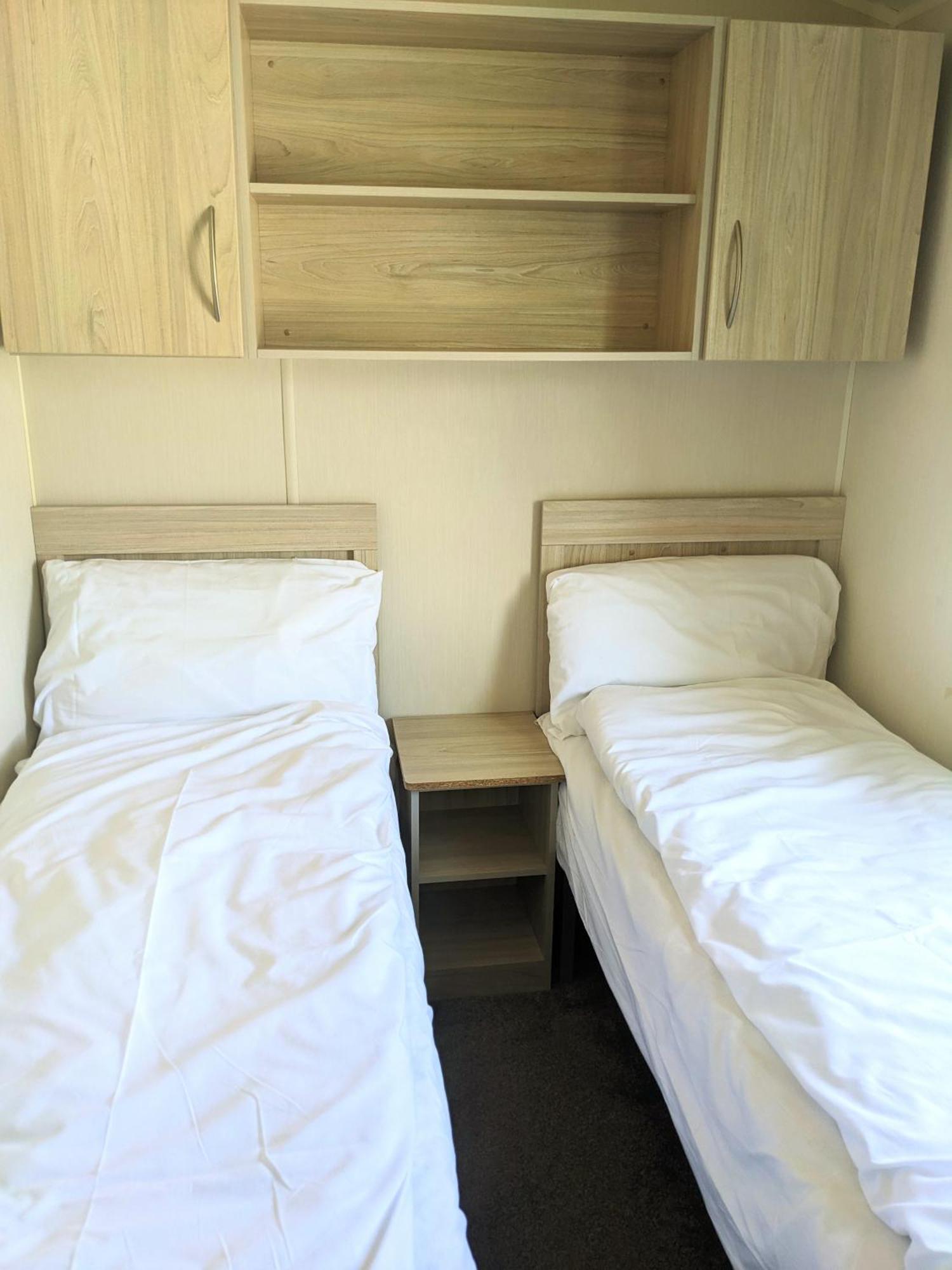 Large 4 Person Couples And Family Caravan In Newquay Bay Resort Exterior foto